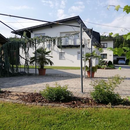 Gemuetliche Wohnung In Velden! Velden am Wörther See Extérieur photo